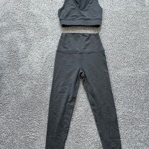 Beyond Yoga Set - Size small